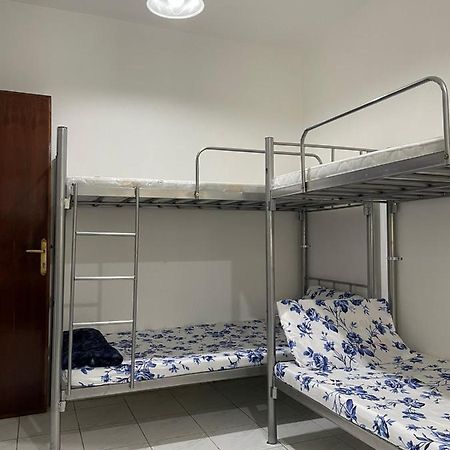 Brand New Boys Hostel 5 Min Walk From Burjuman Metro Station Exit-4 With All Brand New Furnishings & Free Facilities Dubaj Exteriér fotografie
